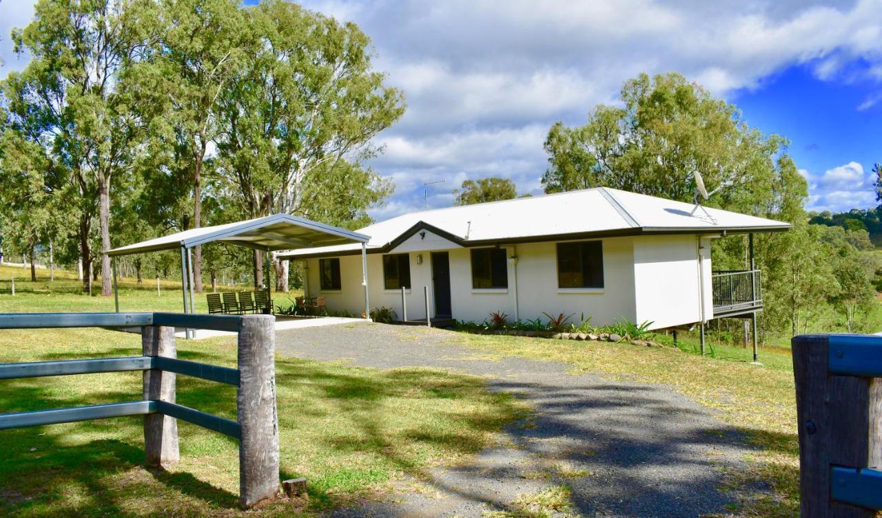 Lazyu Villa Kerry Exterior photo